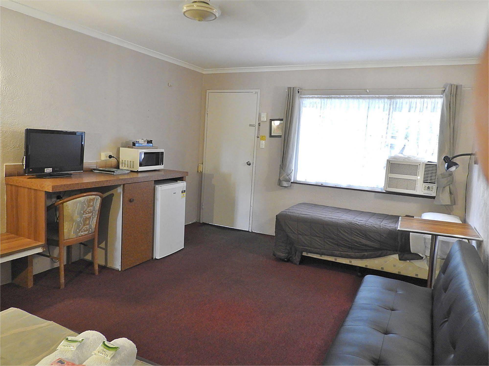 Beerwah Glasshouse Motel 외부 사진