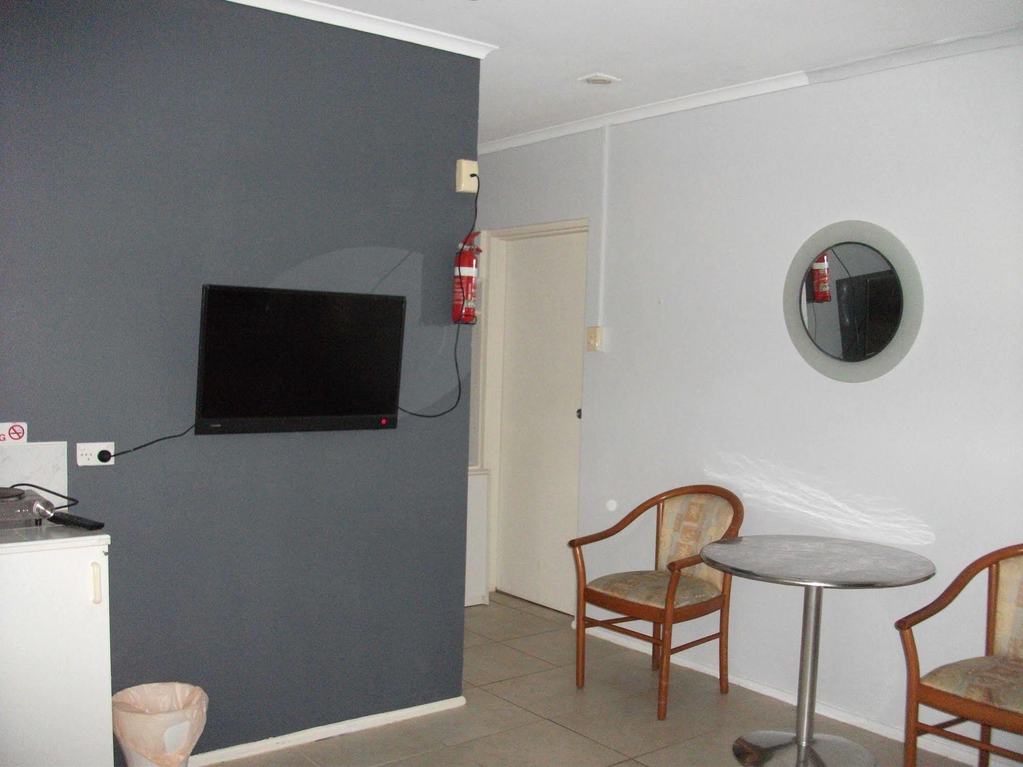 Beerwah Glasshouse Motel 외부 사진