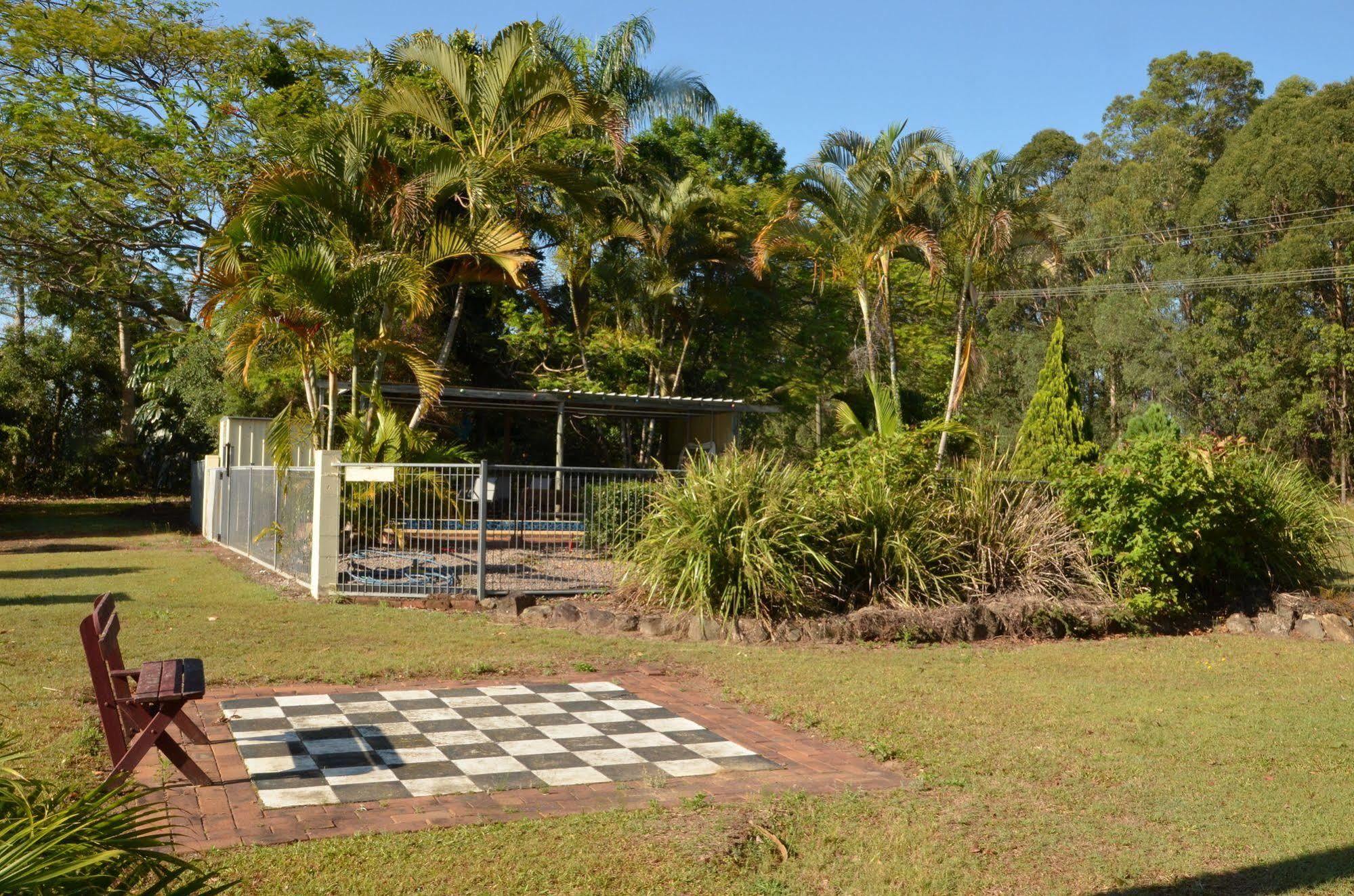 Beerwah Glasshouse Motel 외부 사진